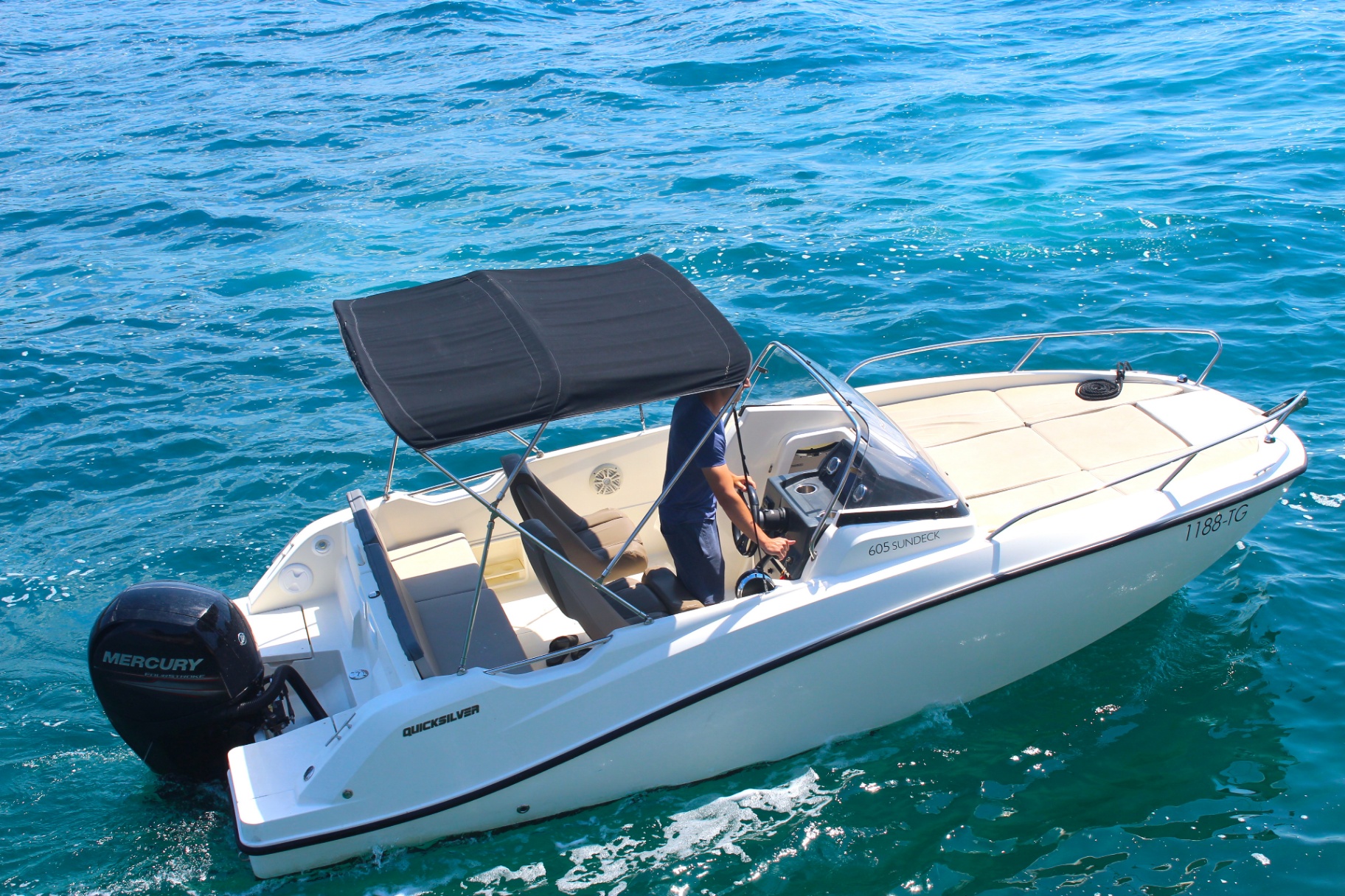 Quicksilver 605 Sundeck luxury motor yacht